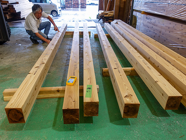 構造材の材料検査