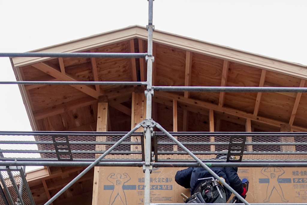 ケラバ垂木による屋根